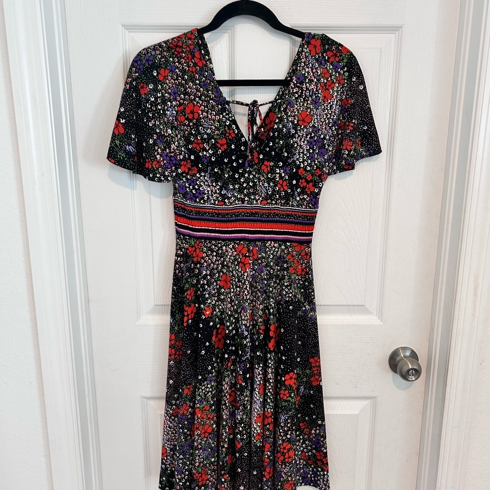 Black Floral V-Neck Flutter Sleeve Dress with Floral Red Accents. Size XS - Picture 2 of 11